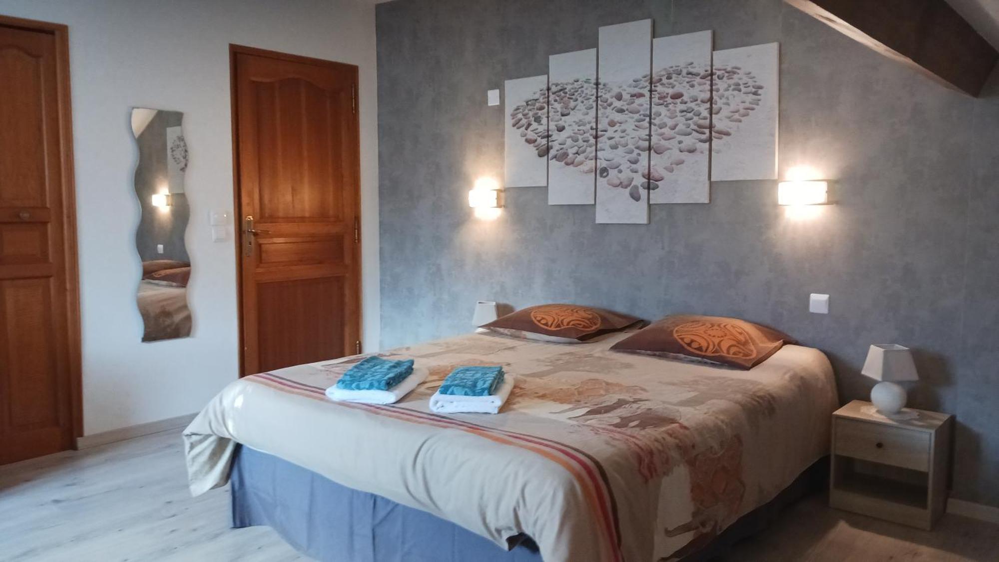 A La Joie De Vivre Chez L'Habitant Banat Dış mekan fotoğraf